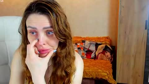 Snapshot of gloria_wood chatting on 16, 5, 2026 Gloria Wood online show from 16, 5, 2026