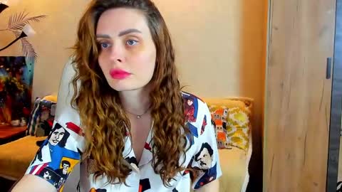 Snapshot of gloria_wood chatting on 20, 5, 2026 Gloria Wood online show from 20, 5, 2026