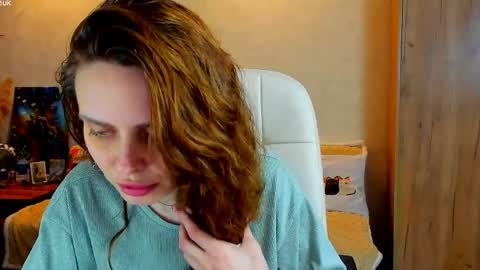 Snapshot of gloria_wood chatting on 6, 6, 2026 Gloria Wood online show from 6, 6, 2026