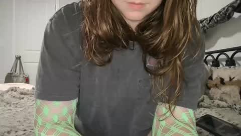 Snapshot of glorialove777 chatting on 18, 5, 2026 glorialove777 online show from 18, 5, 2026