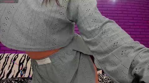 Mia online show from 2, 11, 2025