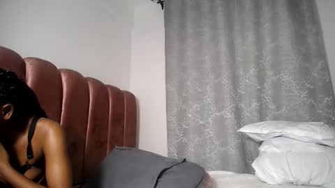 Glxsyy online show from 9, 6, 2026