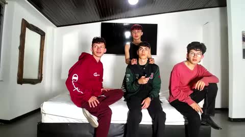 THOMAS AND DAMIAND online show from 27, 9, 2025