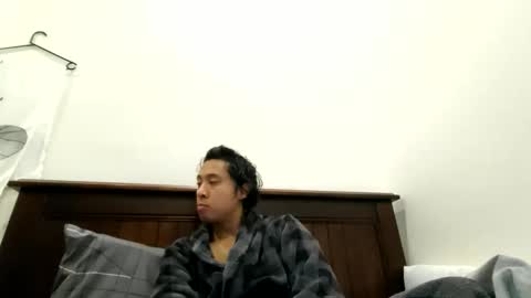 Snapshot of gnik8124 chatting on 3, 6, 2026 gnik8124 online show from 3, 6, 2026