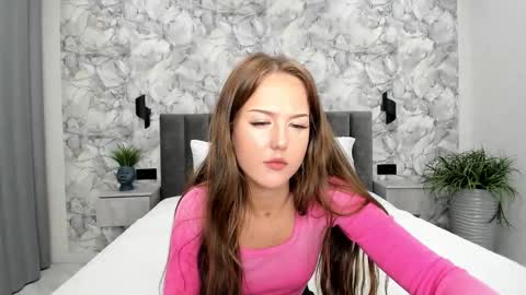 Lina online show from 24, 9, 2025