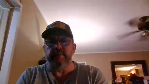 Snapshot of gobey33 chatting on 12, 10, 2025 IDKIDCIDGAF online show from 12, 10, 2025