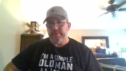 Snapshot of gobey33 chatting on 12, 10, 2025 IDKIDCIDGAF online show from 12, 10, 2025