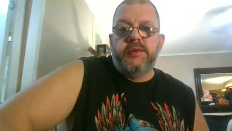 Snapshot of gobey33 chatting on 26, 11, 2025 IDKIDCIDGAF online show from 26, 11, 2025