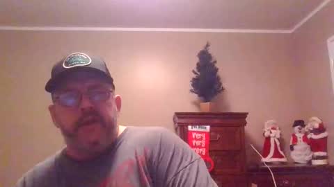 Snapshot of gobey33 chatting on 4, 12, 2025 IDKIDCIDGAF online show from 4, 12, 2025