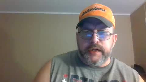 Snapshot of gobey33 chatting on 26, 2, 2026 IDKIDCIDGAF online show from 26, 2, 2026