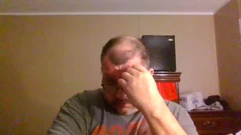 Snapshot of gobey33 chatting on 27, 2, 2026 IDKIDCIDGAF online show from 27, 2, 2026