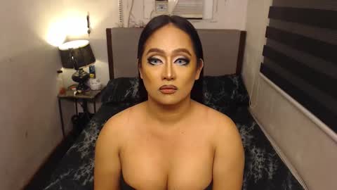 GodDamnGorgeous online show from 1, 12, 2024