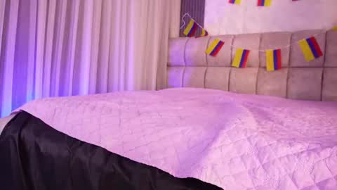 goddess_eli77 online show from 25, 6, 2026