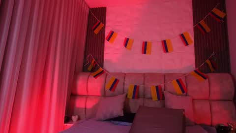 goddess_eli77 online show from 17, 7, 2026