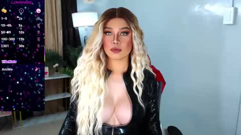 Lyka Fox online show from 26, 2, 2025