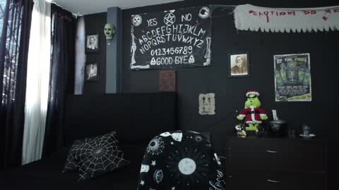 Mortem model independientfollow me on my telegram channel   online show from 31, 12, 2024