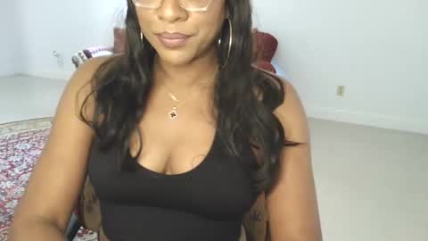 Xandra The Goddess online show from 22, 4, 2026