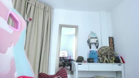 Goddess Jessica and slave Roger online show from 4, 12, 2025