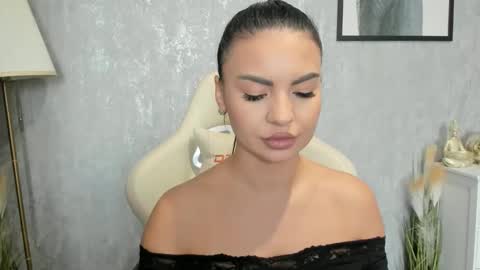 Snapshot of goddessmiaa chatting on 13, 10, 2025 Mistress online show from 13, 10, 2025