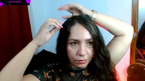  Naih Reyes online show from 25, 2, 2025