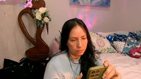  Naih Reyes online show from 24, 7, 2026