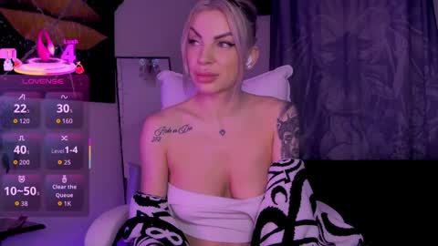 Snapshot of goddessnyxluxuria chatting on 2, 5, 2026 Goddess Nyx online show from 2, 5, 2026