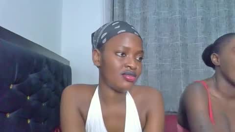 godess_lunah online show from 7, 6, 2026