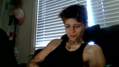 L online show from 12, 3, 2025