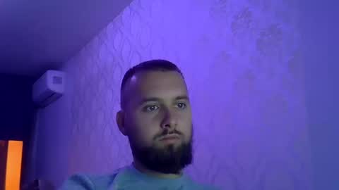 golden___69 online show from 17, 10, 2025