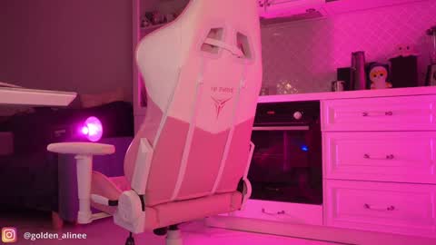 Aline meow   online show from 23, 1, 2025