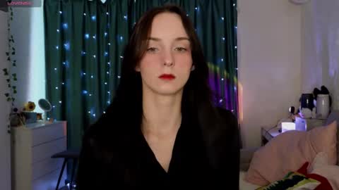 Jess  online show from 5, 3, 2025