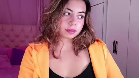 Snapshot of golden_gingerkitty chatting on 5, 7, 2026 golden_gingerkitty online show from 5, 7, 2026