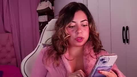 Snapshot of golden_gingerkitty chatting on 24, 7, 2026 golden_gingerkitty online show from 24, 7, 2026
