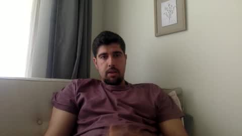 Snapshot of goldenglove35 chatting on 12, 5, 2026 Golden-Glove online show from 12, 5, 2026