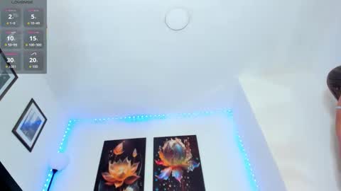 May smith online show from 13, 10, 2025