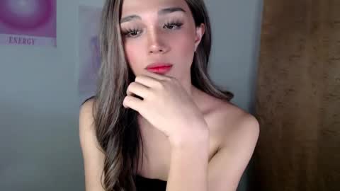 Lily is Gold online show from 9, 3, 2025