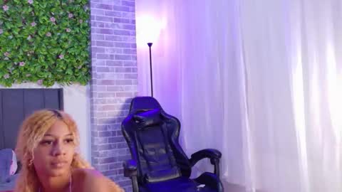 Moon  online show from 11, 9, 2025