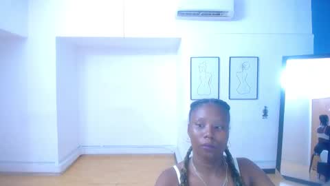 goldenn_ass1 online show from 28, 2, 2025