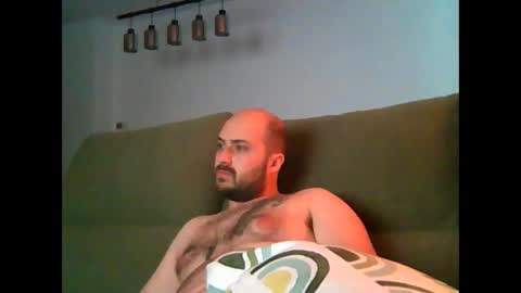Snapshot of goldenspainboy chatting on 31, 10, 2025 goldenspainboy online show from 31, 10, 2025