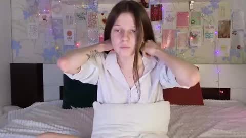 Lily online show from 27, 7, 2026