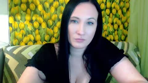 Snapshot of goldmoonn chatting on 19, 2, 2025 goldmoonn online show from 19, 2, 2025