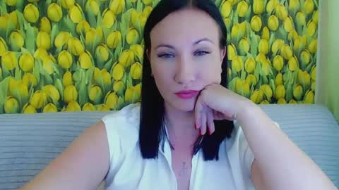 goldmoonn online show from 2, 7, 2026