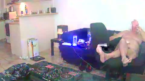 Snapshot of goldyguy011 chatting on 23, 5, 2026 goldyguy011 online show from 23, 5, 2026