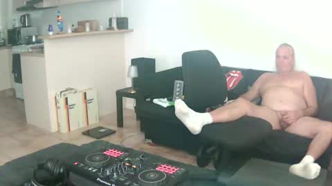 Snapshot of goldyguy011 chatting on 29, 5, 2026 goldyguy011 online show from 29, 5, 2026