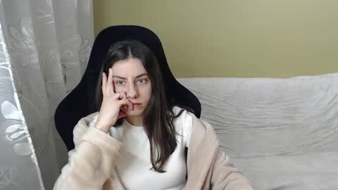 Elizabeth Effie online show from 13, 3, 2026