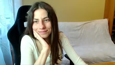 Snapshot of good__night chatting on 21, 6, 2026 Elizabeth Effie online show from 21, 6, 2026