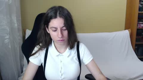 Snapshot of good__night chatting on 19, 7, 2026 Elizabeth Effie online show from 19, 7, 2026