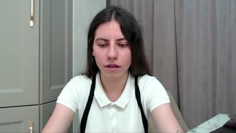 Snapshot of good__night chatting on 28, 7, 2026 Elizabeth Effie online show from 28, 7, 2026