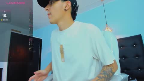 Snapshot of good_sheep chatting on 6, 11, 2025 good_sheep online show from 6, 11, 2025