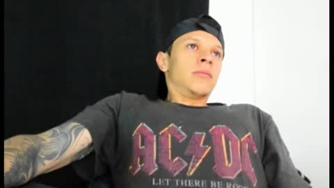 Snapshot of goodboy69i chatting on 2, 3, 2025 goodboy69i online show from 2, 3, 2025